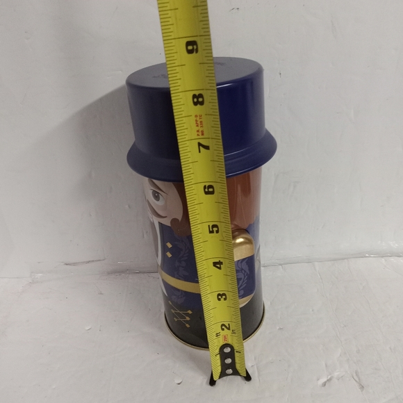 Nut Crackers Lot 2 Wooden & a Tin Canister Vintage & Modern - Picture 7 of 12